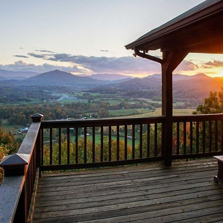 鸽子谷Smoky Mountain Retreat With Hot Tub, Arcade Games别墅 外观 照片