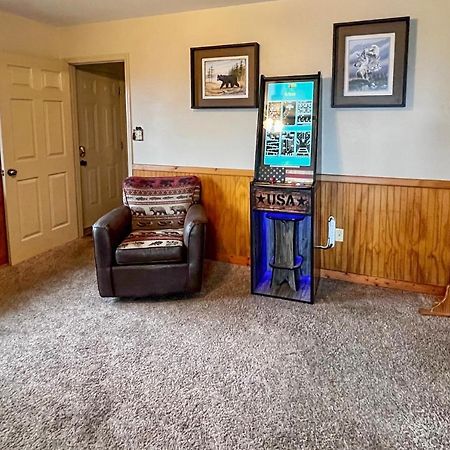 鸽子谷Smoky Mountain Retreat With Hot Tub, Arcade Games别墅 外观 照片
